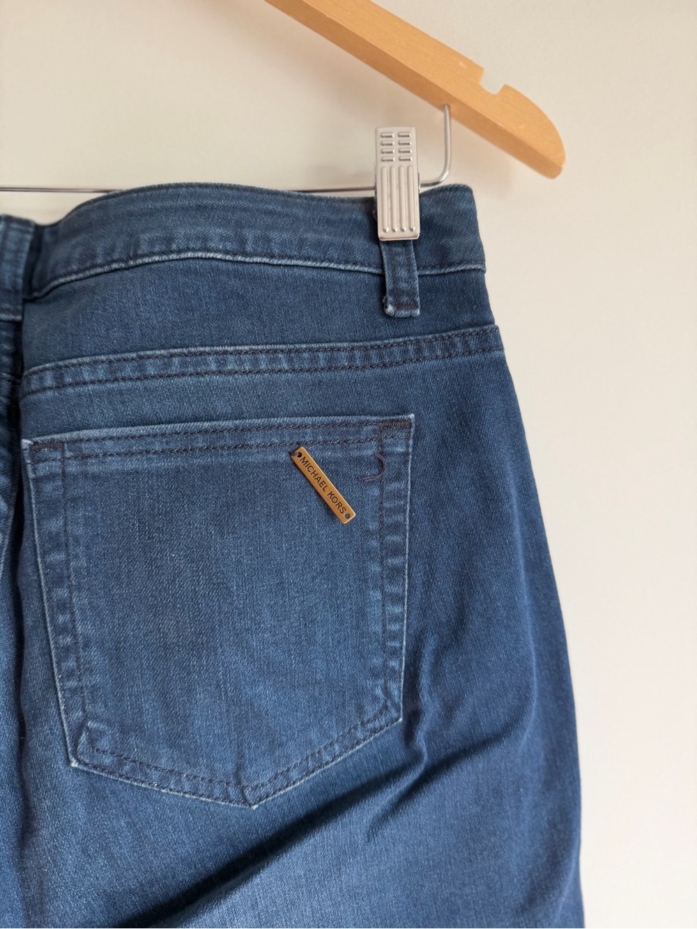 Michael Kors Skinny Ankle Jeans | Dark Wash | Raw Hem | Size 6 - Picture 6 of 7